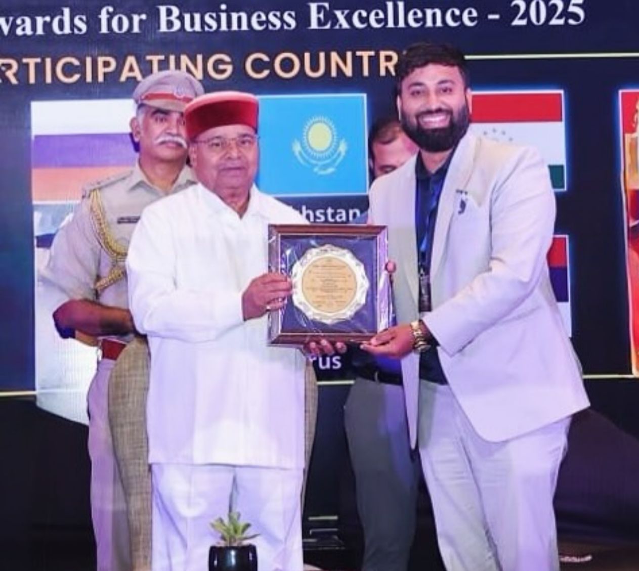 Receiving Karnataka's Entrepreneurial Excellence Award 2025 from Hon. Governor of Karnataka, Shri Thawar Chand Gehlot ji